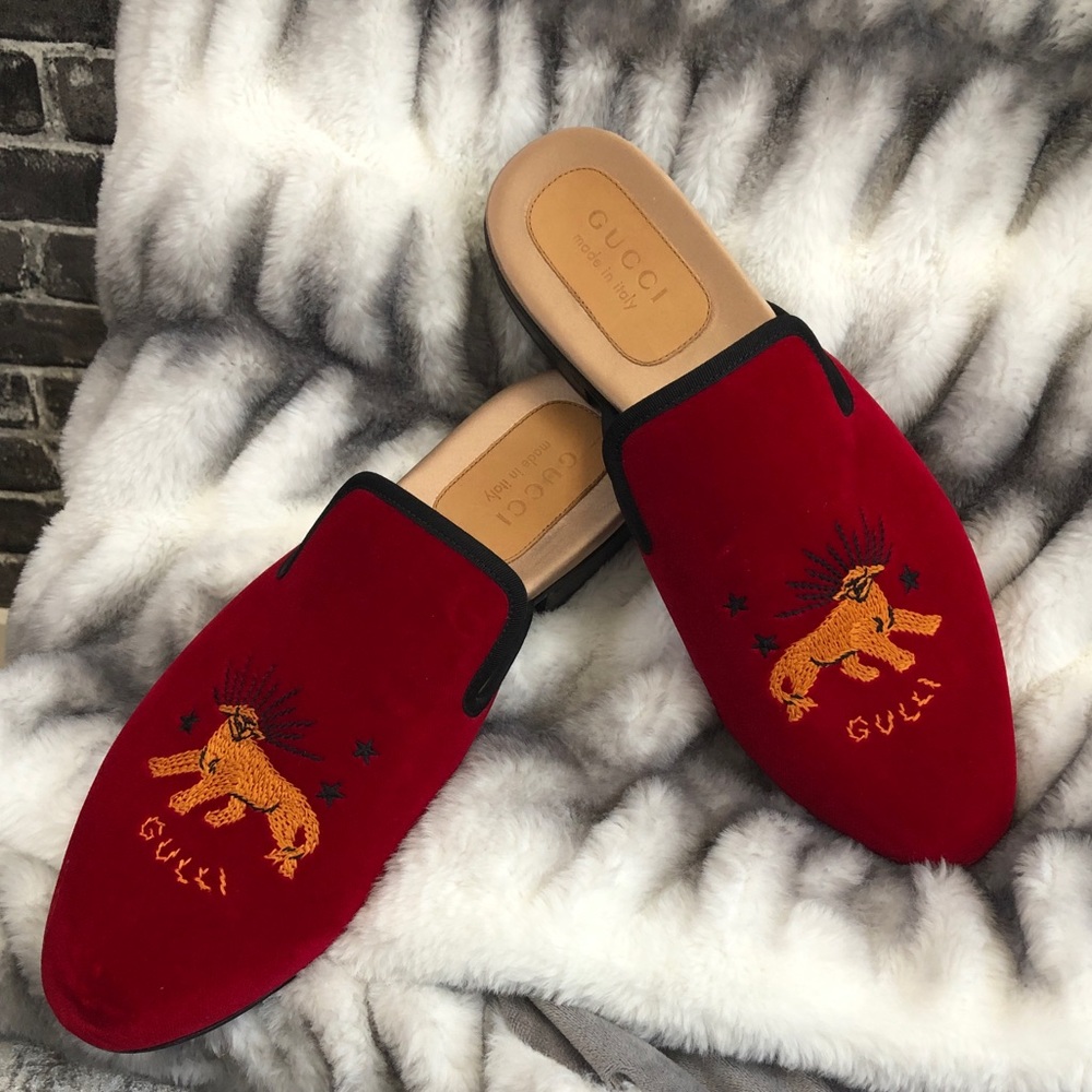 Men’s Gucci Velvet Slipper in Red